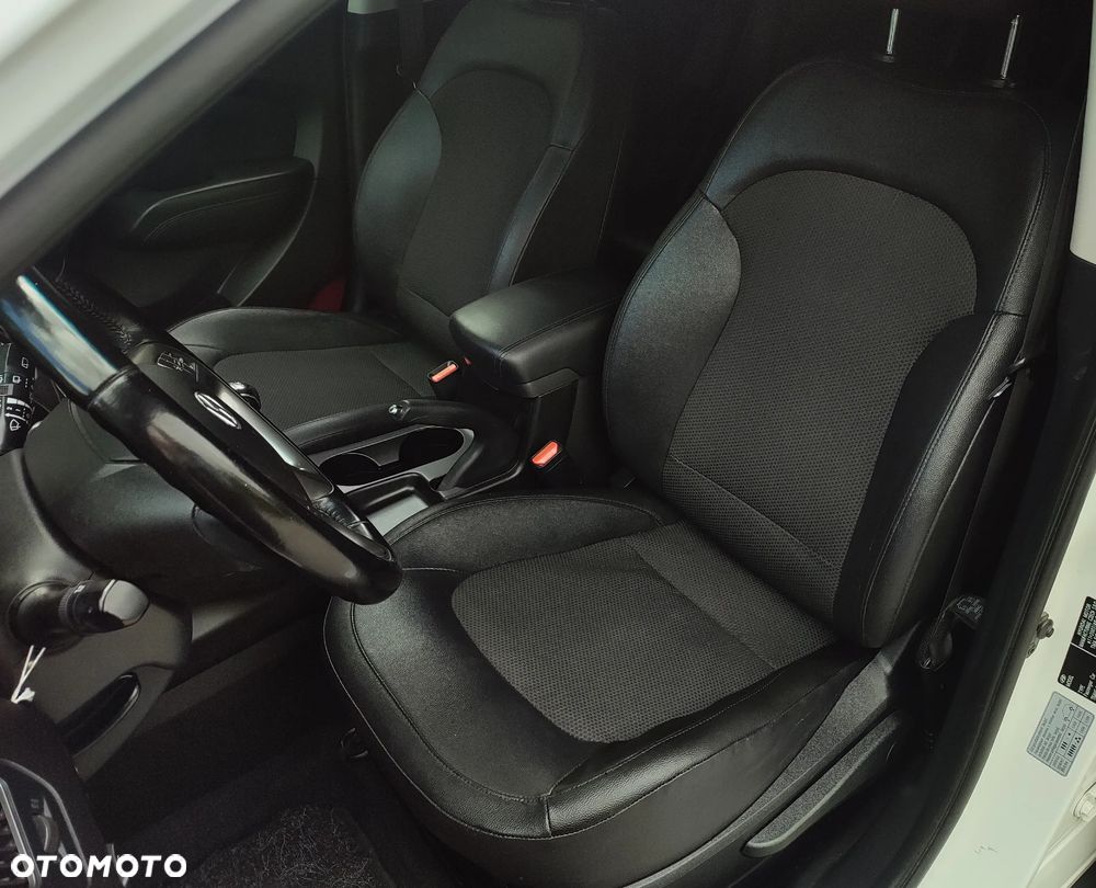 Hyundai ix35 - 9