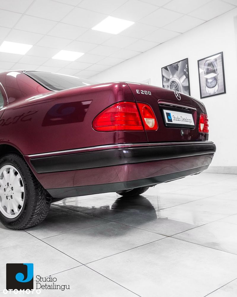 Mercedes-Benz Klasa E 200 Elegance - 6