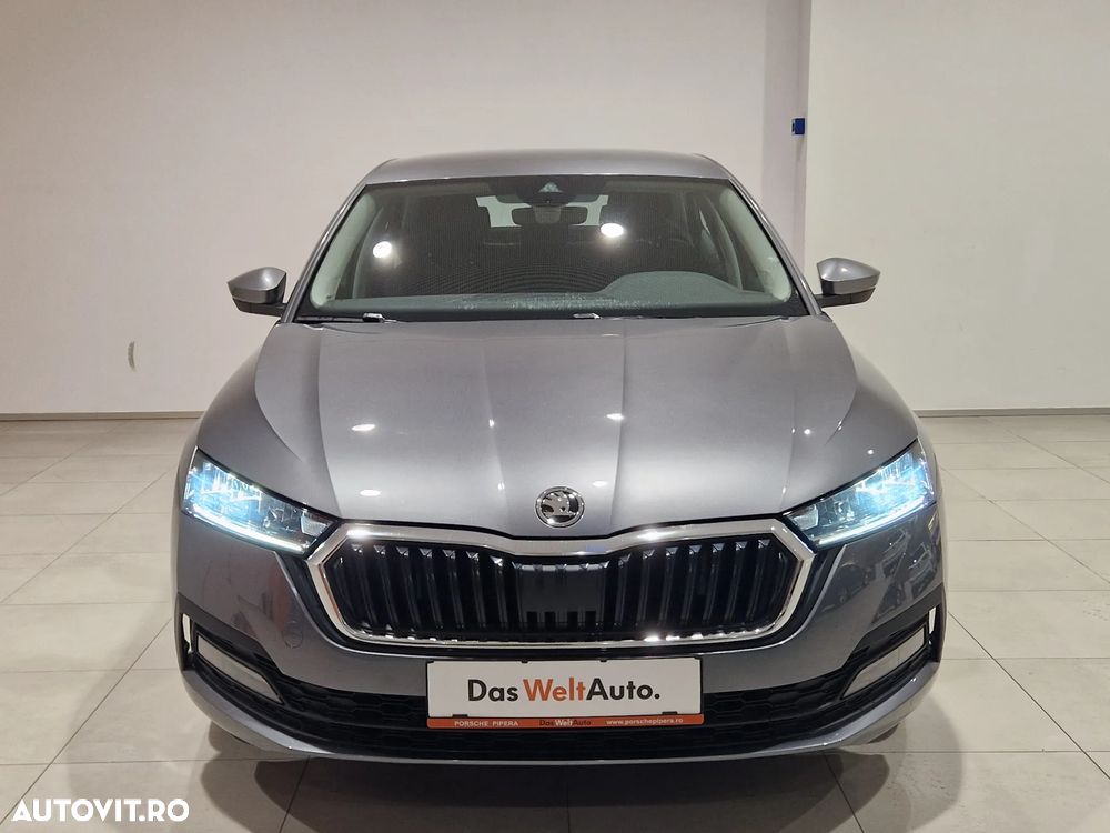 Skoda Octavia 2.0 TDI DSG Ambition - 4