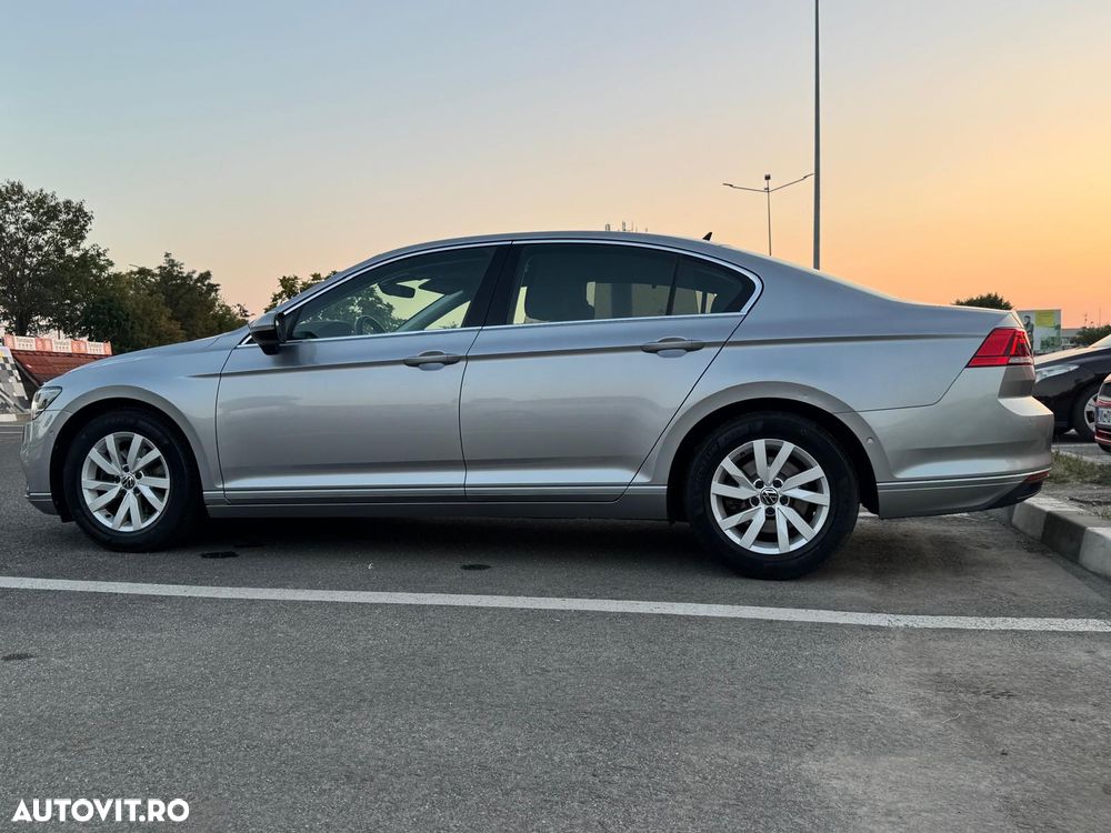 Volkswagen Passat 2.0 TDI SCR DSG Business - 8