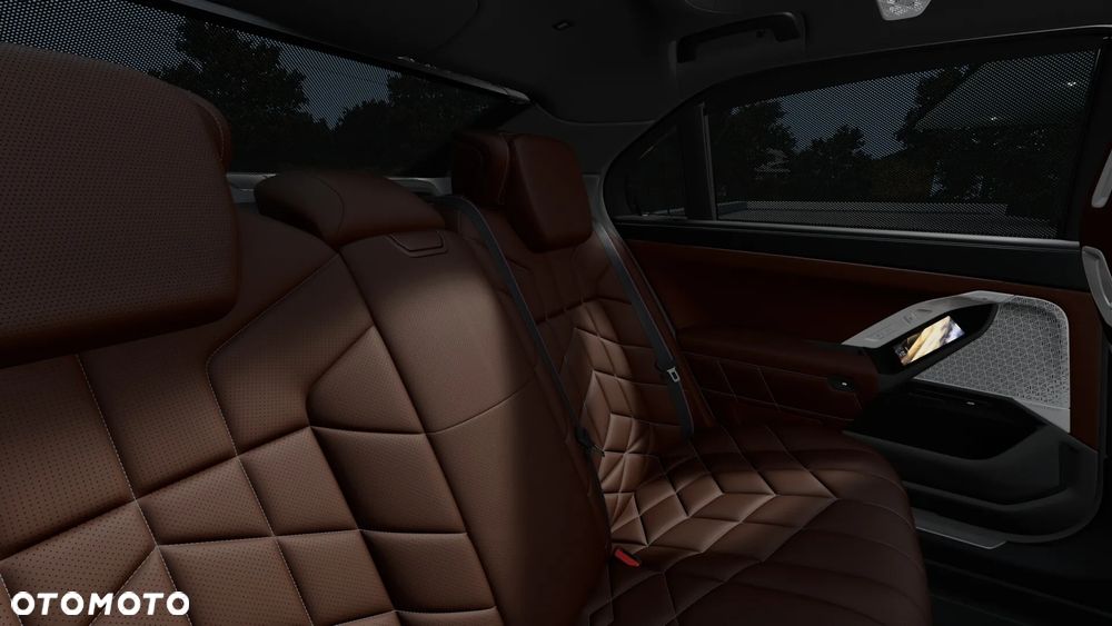 BMW Seria 7 740d xDrive - 13