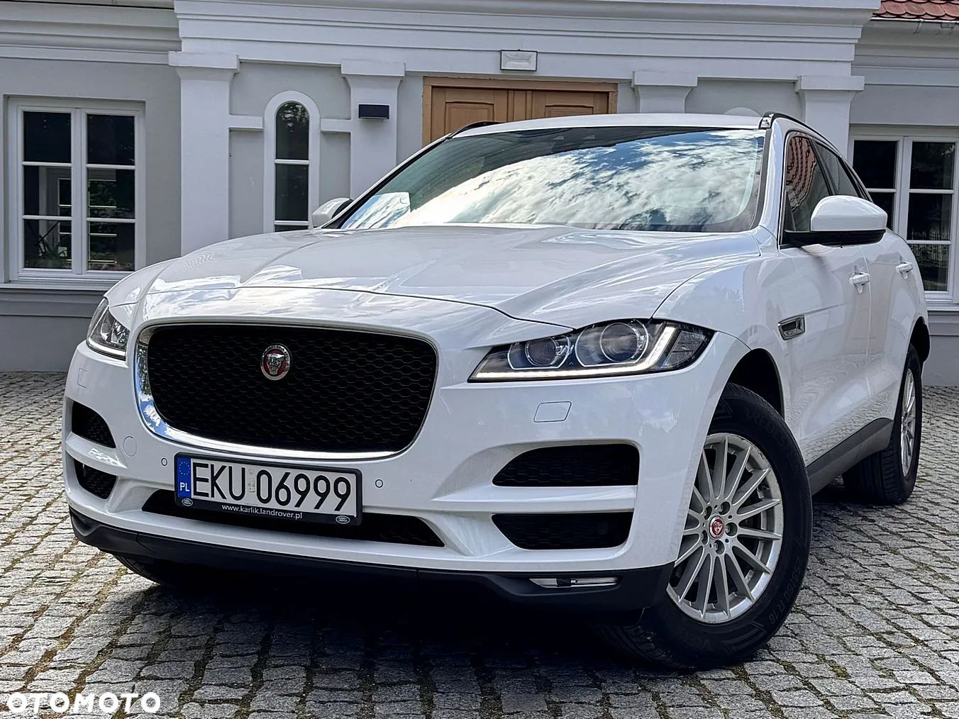 Jaguar F-Pace 2.0 i4D AWD Prestige - 1