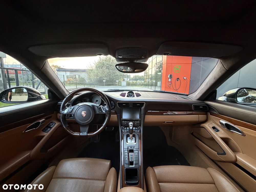 Porsche 911 Carrera 4S PDK - 16