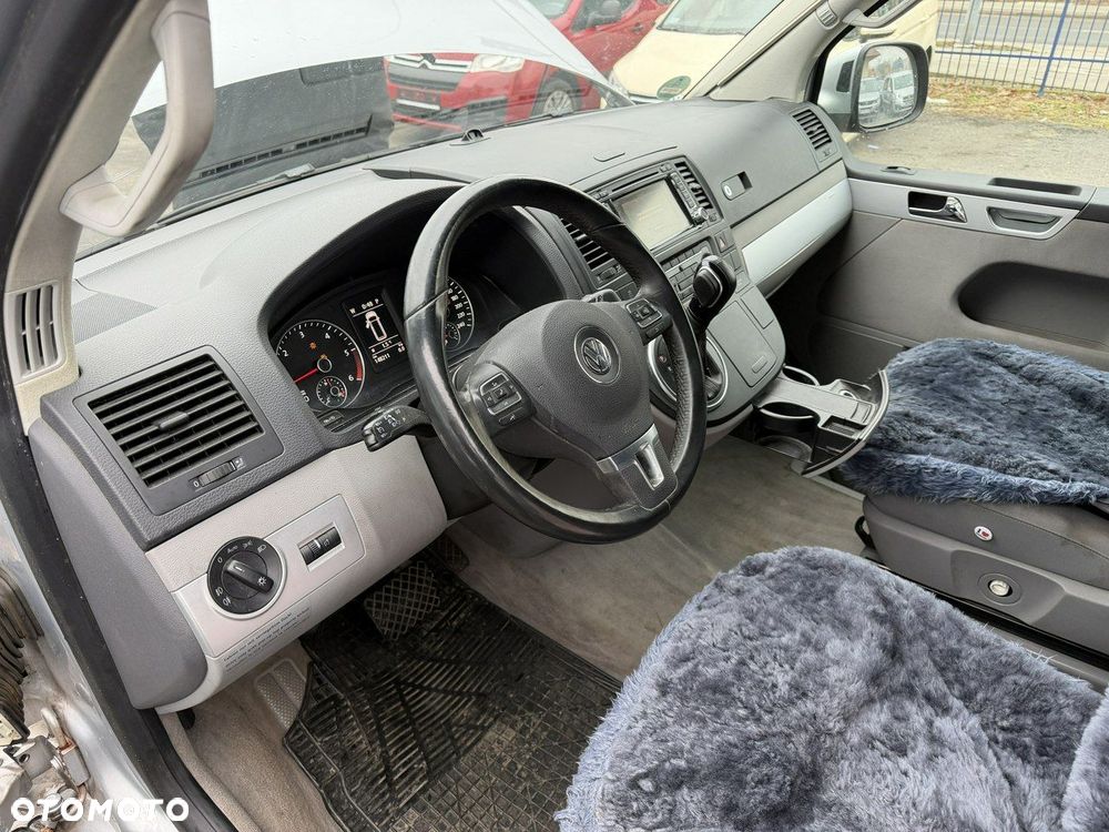 Volkswagen California - 17