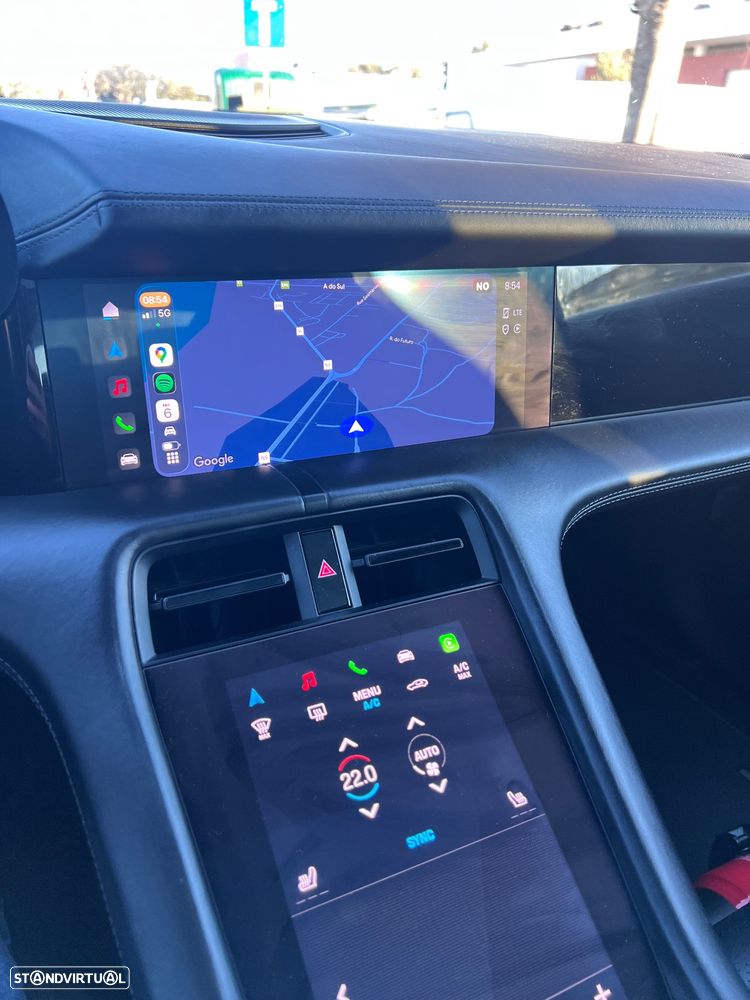 Porsche Taycan 4S - 16