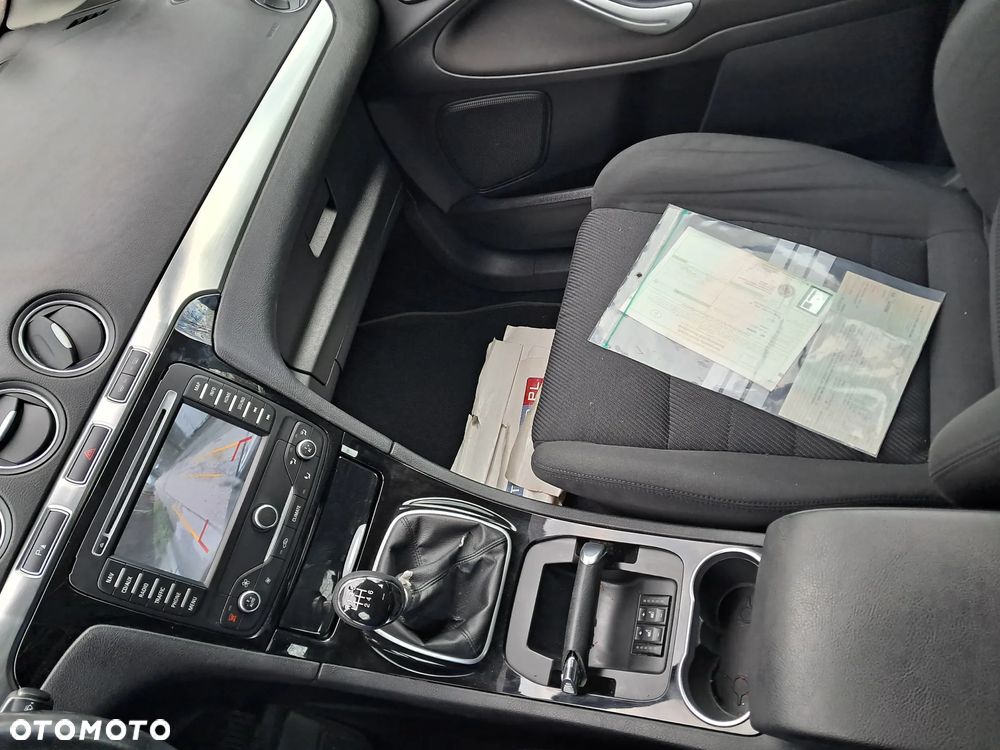 Ford S-Max 2.0 TDCi DPF Champions Edition - 16