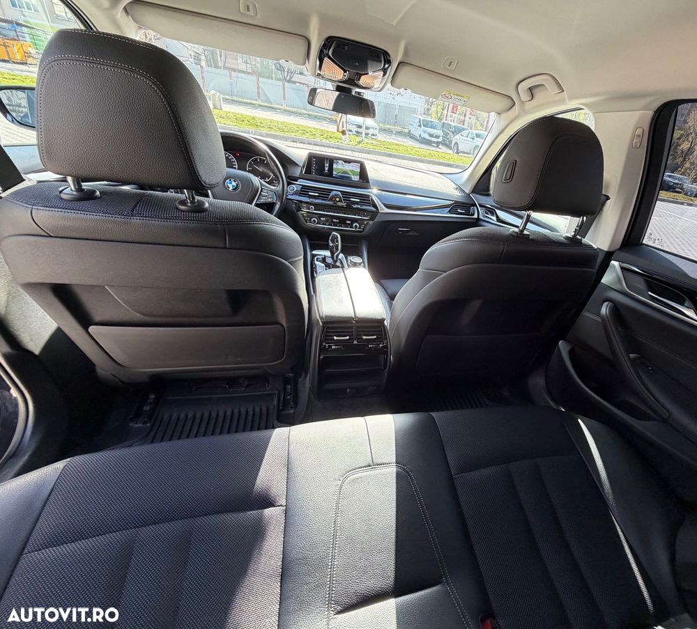 BMW Seria 5 520d Aut. Sport Line - 15