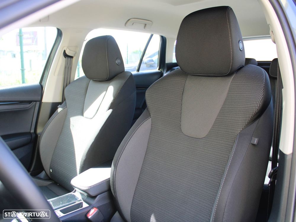 Skoda Octavia Break 2.0 TDI Ambition - 6