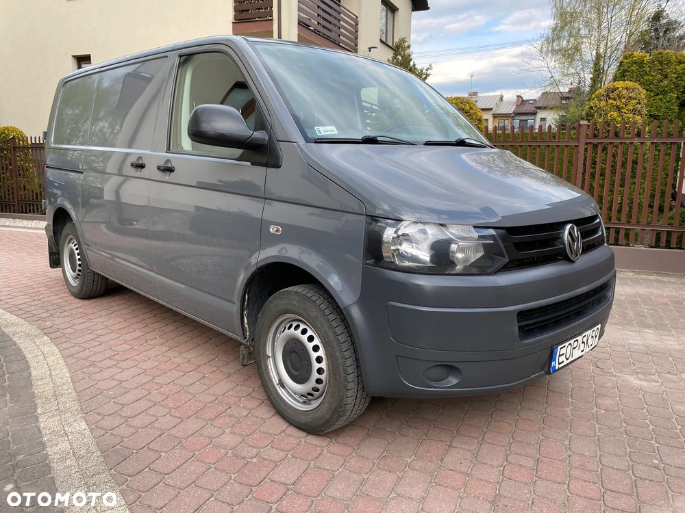Volkswagen Transporter T5 - 1
