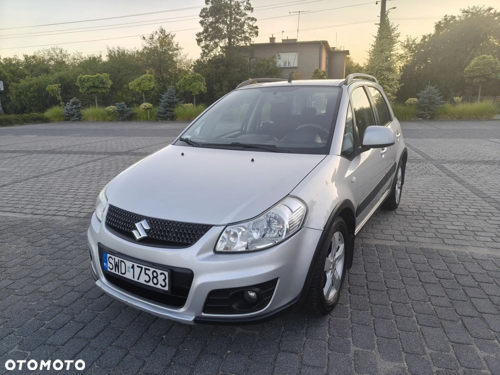 Suzuki SX4 1.6 Comfort Plus - 1