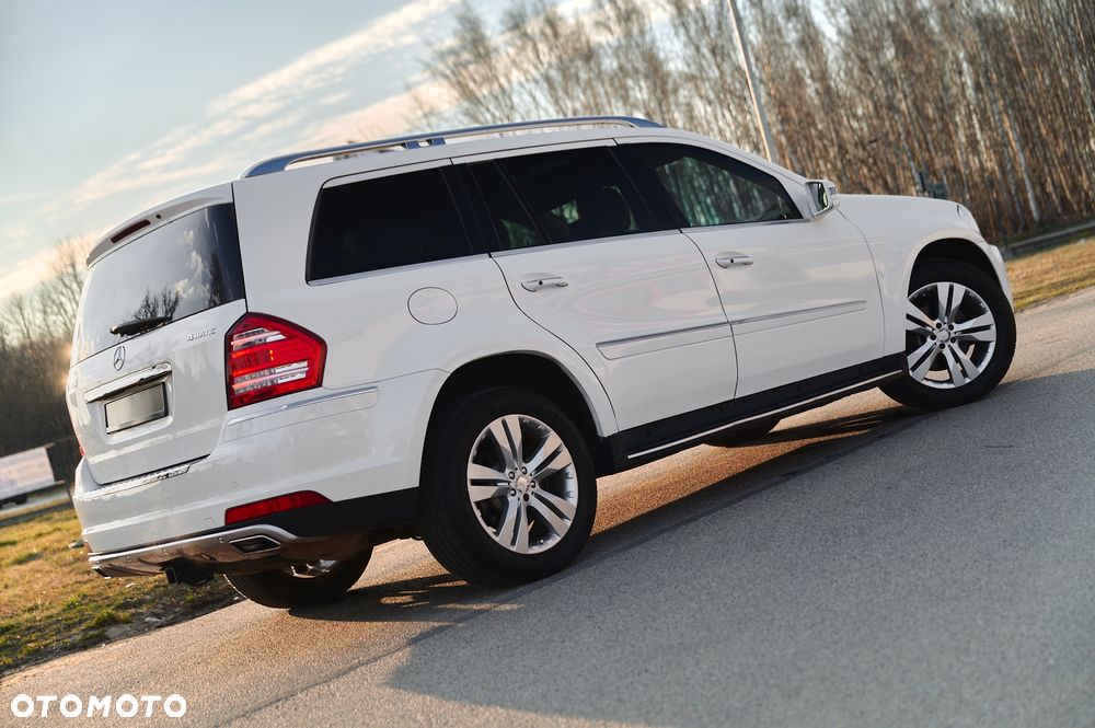 Mercedes-Benz GL 450 4Matic 7G-TRONIC - 4