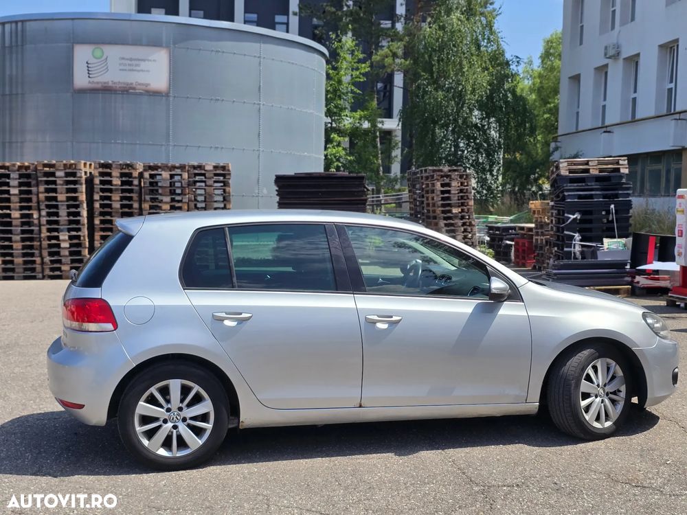 Volkswagen Golf 2.0 TDI Comfortline - 4