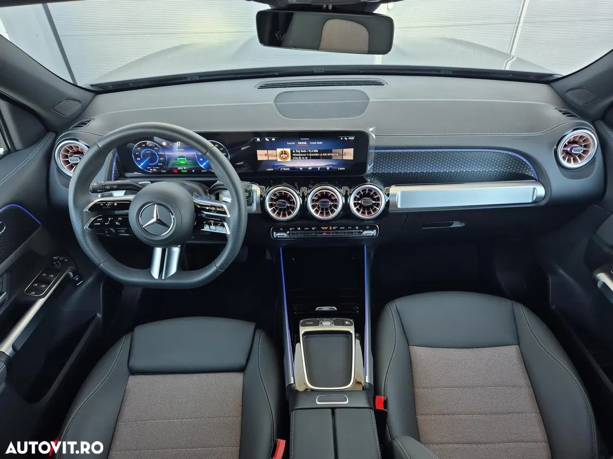 Mercedes-Benz EQB 300 4MATIC - 12