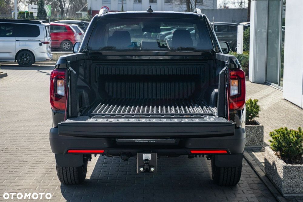 Volkswagen Amarok - 11