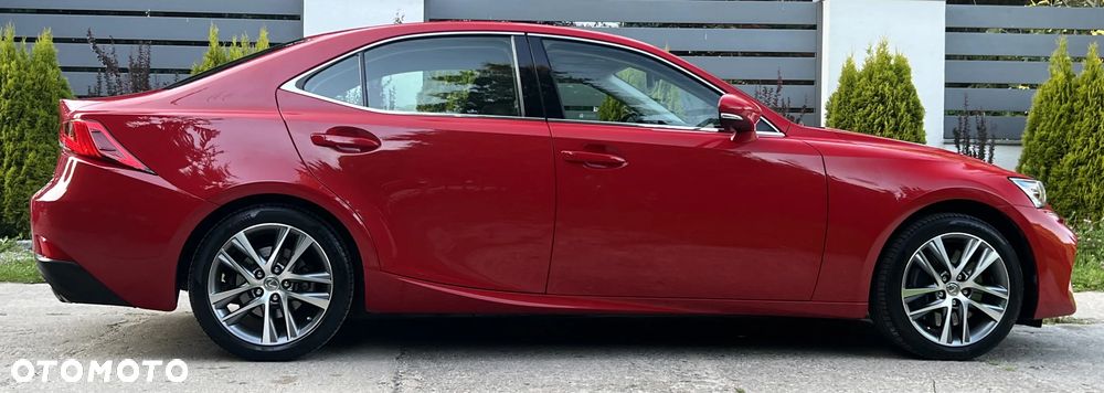 Lexus IS 200t F Sport - 8