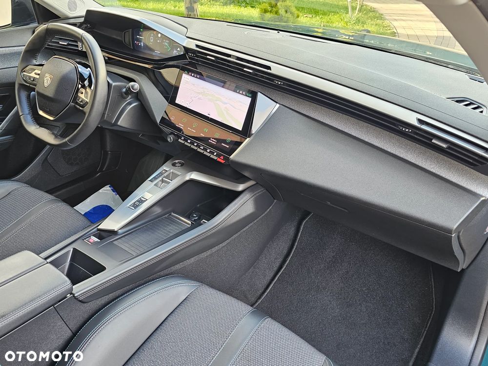 Peugeot 308 SW BlueHDi 130 EAT8 Allure Pack - 29