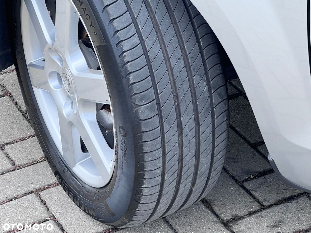 Ford Focus 1.8 Style - 34