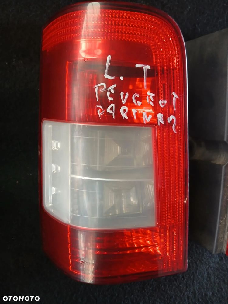 Peugeot Partner Lampa tylna lewa, prawa - 2