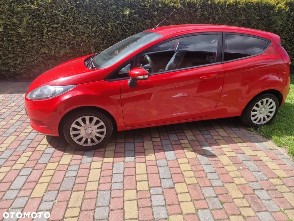 Ford Fiesta 1.25 Ambiente EU5 - 6