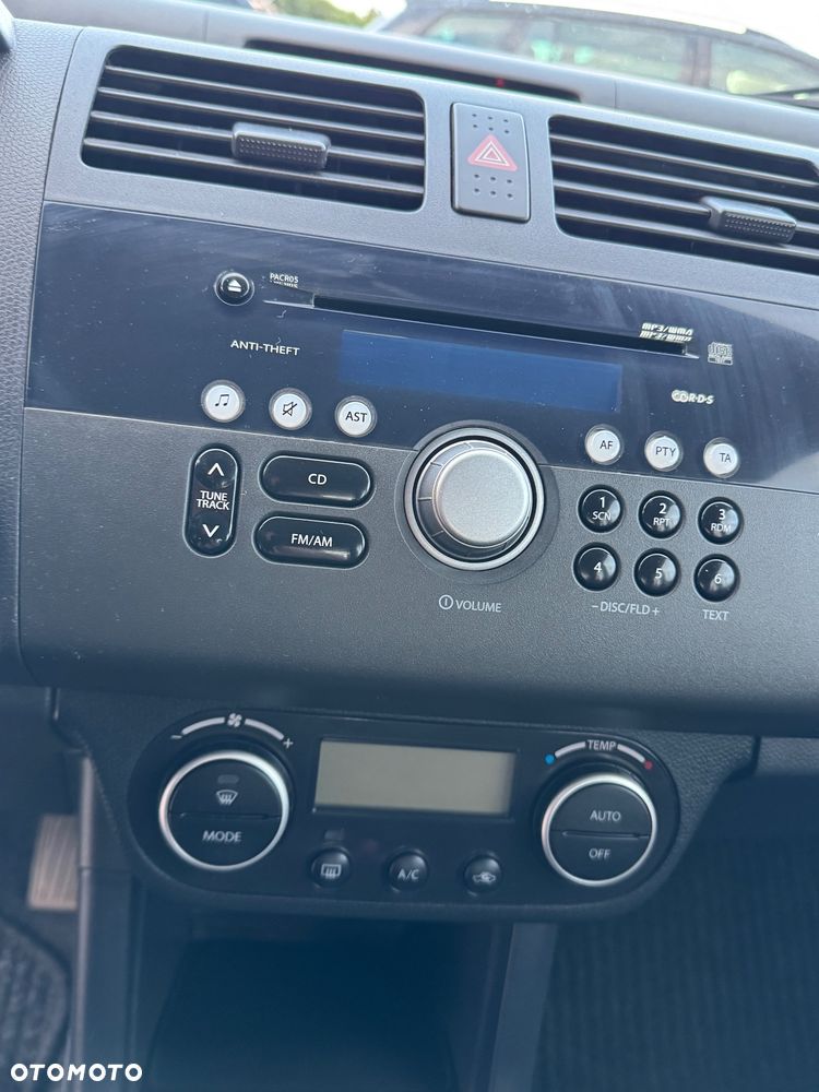 Suzuki Swift - 16
