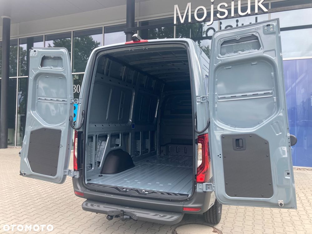 Mercedes-Benz Sprinter 317 CDI - 11