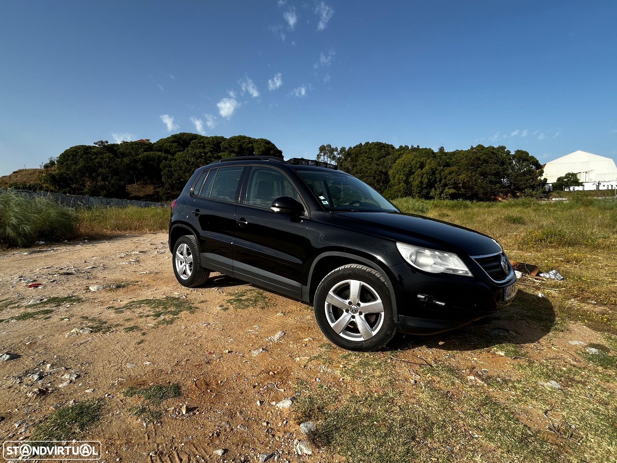 VW Tiguan 2.0 TDI Sport 4Motion - 1