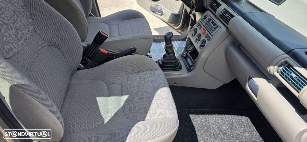 Land Rover Freelander 2.0 di - 10