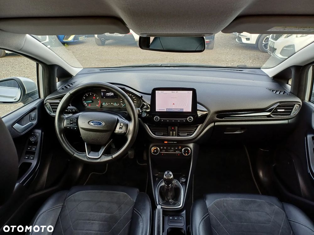 Ford Fiesta 1.0 EcoBoost S&S TITANIUM - 27