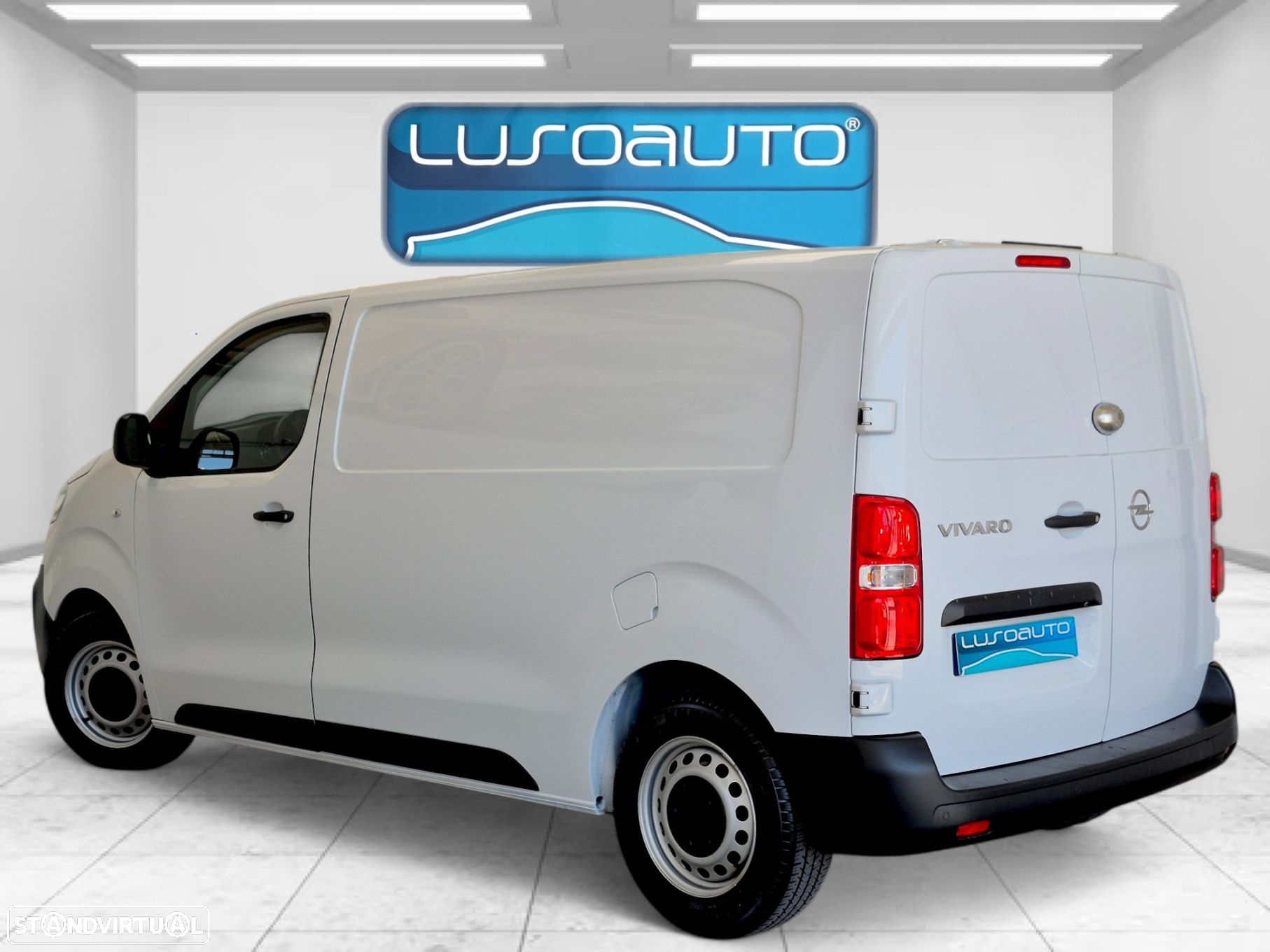 Opel Vivaro 1.5 CDTi L2H1 Essentia - 10