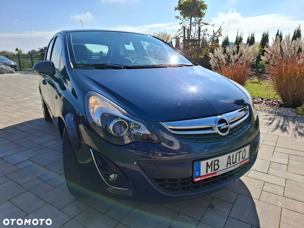 Opel Corsa 1.4 T Cosmo S&S - 29