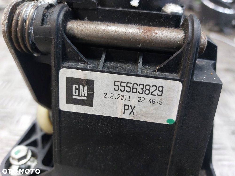 LEWAREK ZMIANY BIEGÓW + LINKI 6B ASTRA J 2.0 CDTI 55563829 55576410 - 5