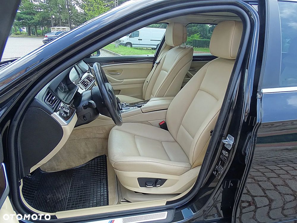 BMW Seria 5 520d - 5