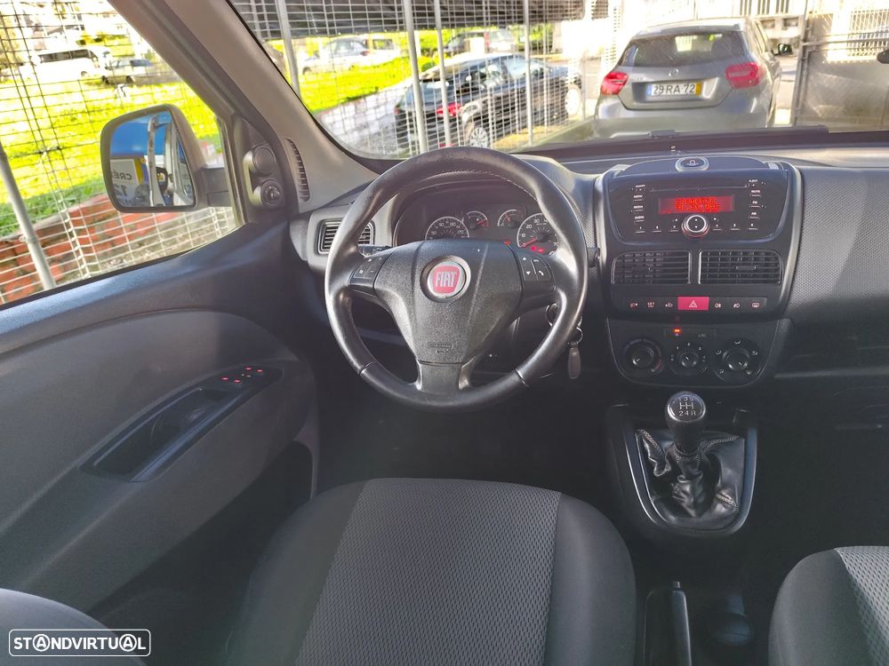 Fiat Doblo 1.3 M-Jet 7L Start&Stop - 27