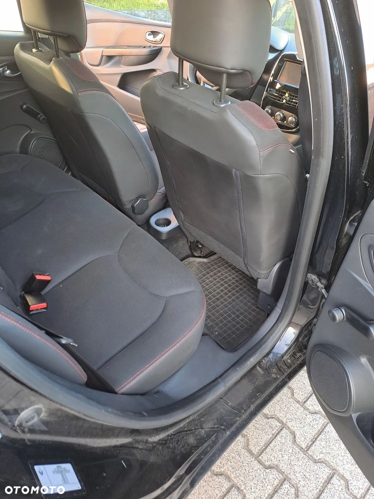 Renault Clio 1.2 16V Intens - 11