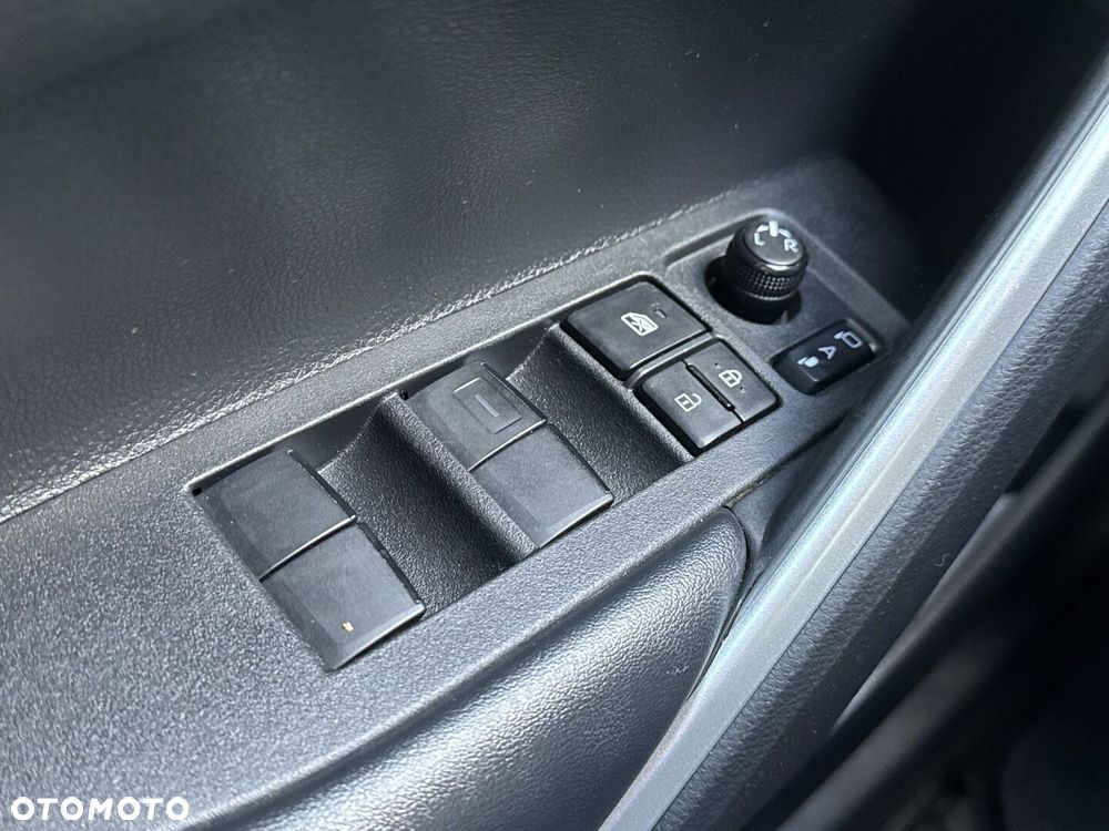 Toyota Corolla Cross 2.0 Hybrid Comfort - 26