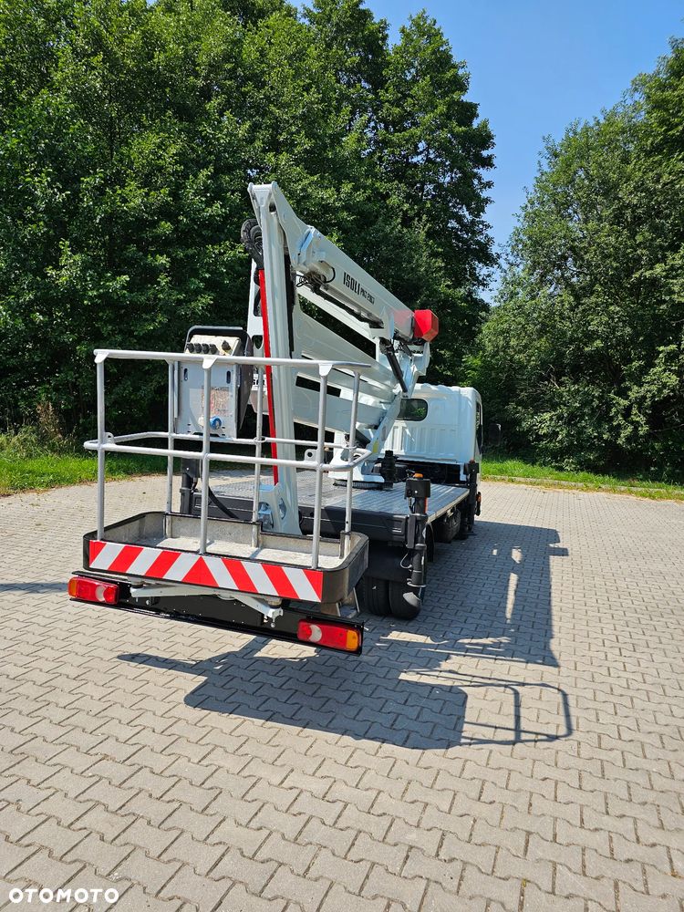 Renault Maxity. Isoli PNT 210J . 21m. Ramię JIB . Ster pilot. - 5