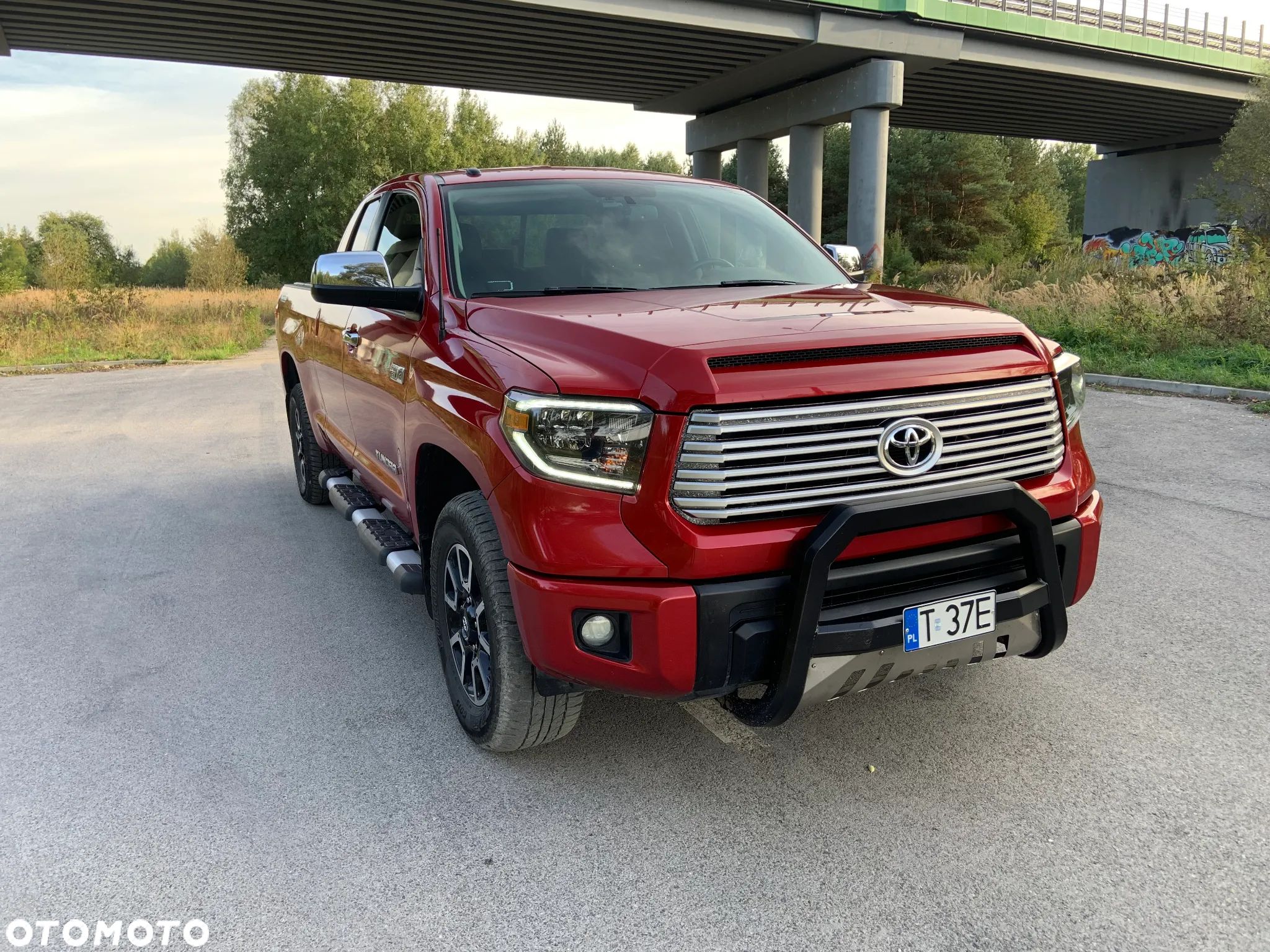 Toyota Tundra - 1