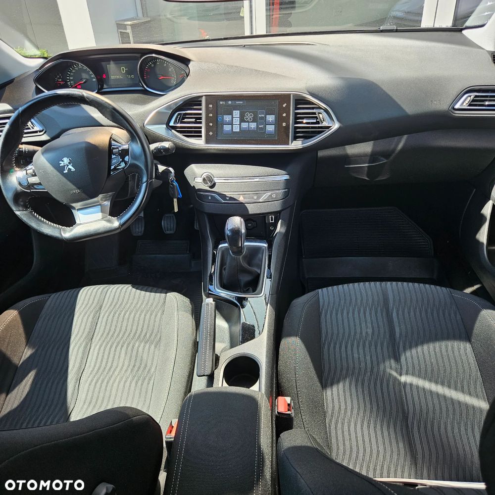 Peugeot 308 1.2 PureTech GPF Active S&S - 11