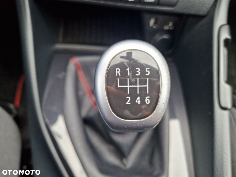 BMW X1 xDrive18d Sport Line - 13