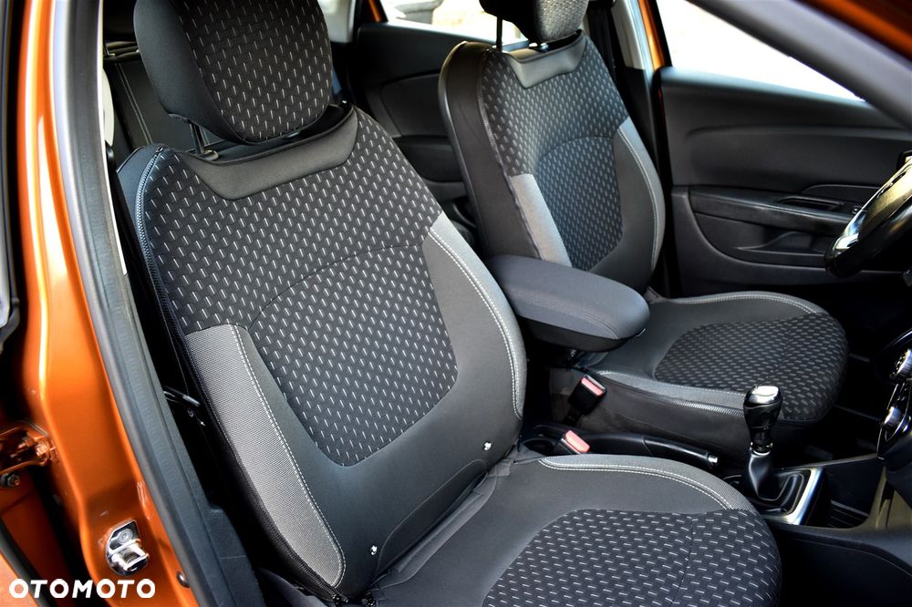 Renault Captur 0.9 Energy TCe Intens EU6 - 22