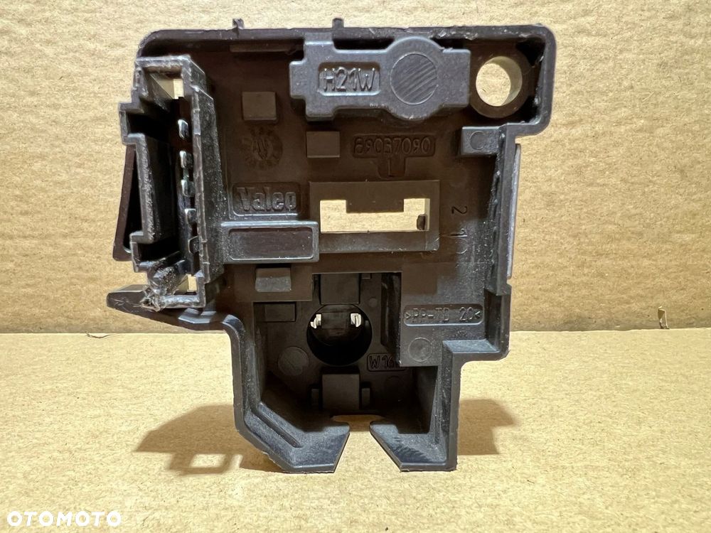 AUDI A6 C6 LIFT WKŁAD LAMPY LEWY TYŁ LEWA TYLNA W KLAPE 89037090 - 9