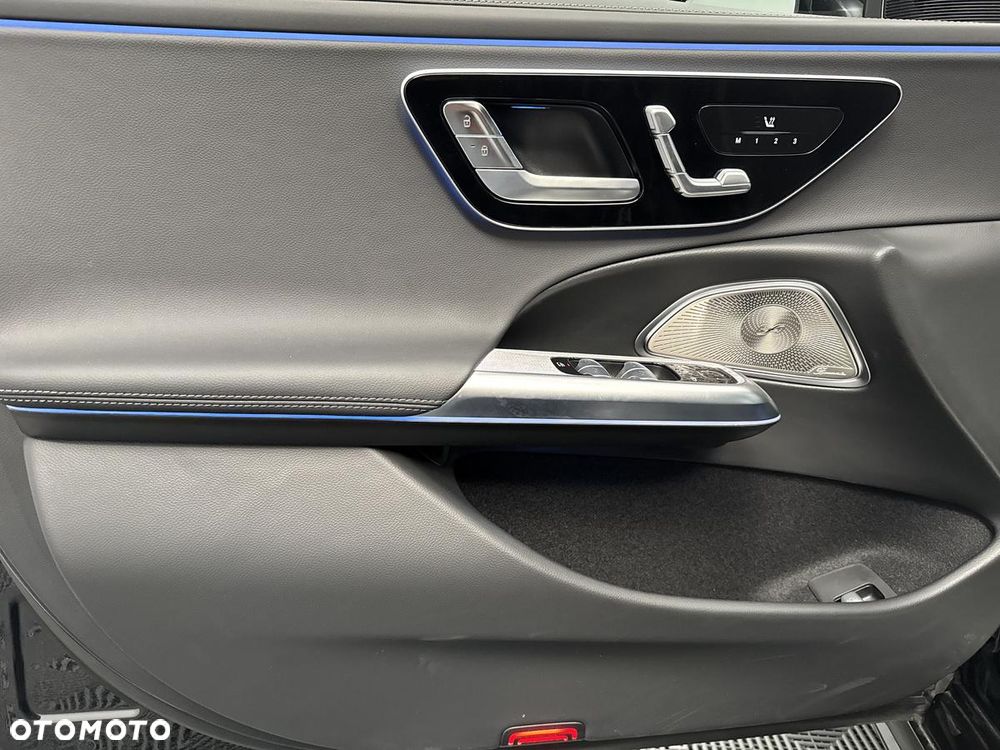 Mercedes-Benz Klasa E 220 d 4Matic 9G-TRONIC Edition AMG Line - 11