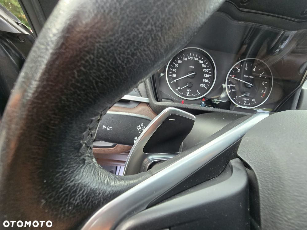 BMW X1 xDrive28i xLine - 8