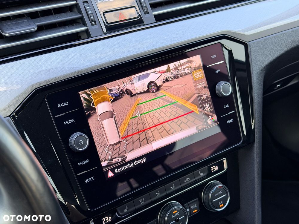 Volkswagen Passat Variant 2.0 TDI EVO Business DSG - 33