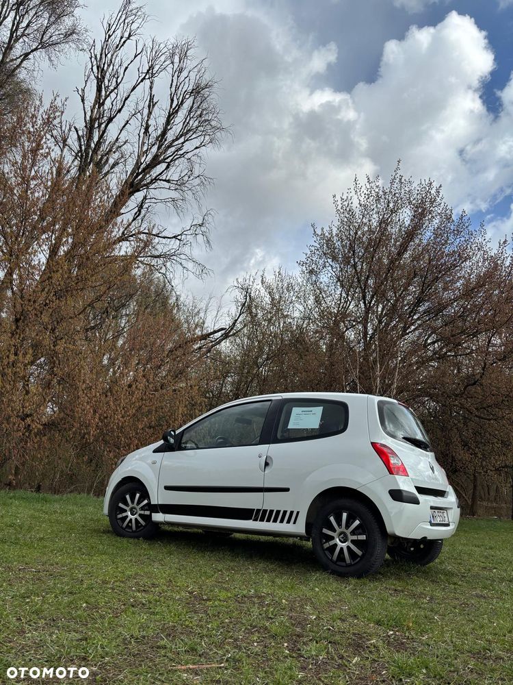 Renault Twingo 1.2 Elysee - 10