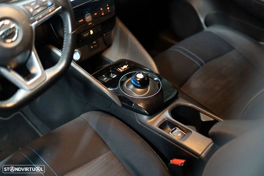 Nissan Leaf N-Connecta - 23