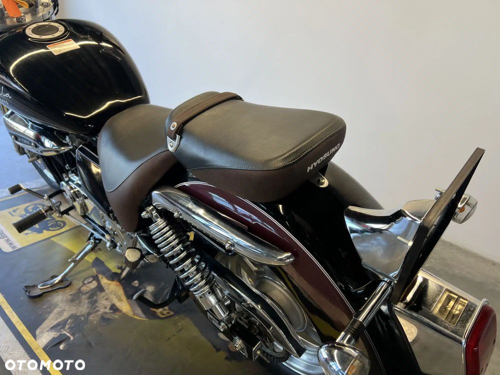 Hyosung GV - 18