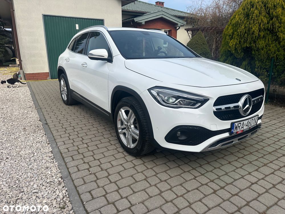 Mercedes-Benz GLA 250 4-Matic Edition 1 - 3