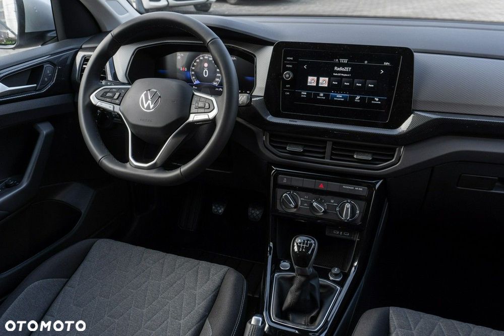 Volkswagen T-Cross - 22