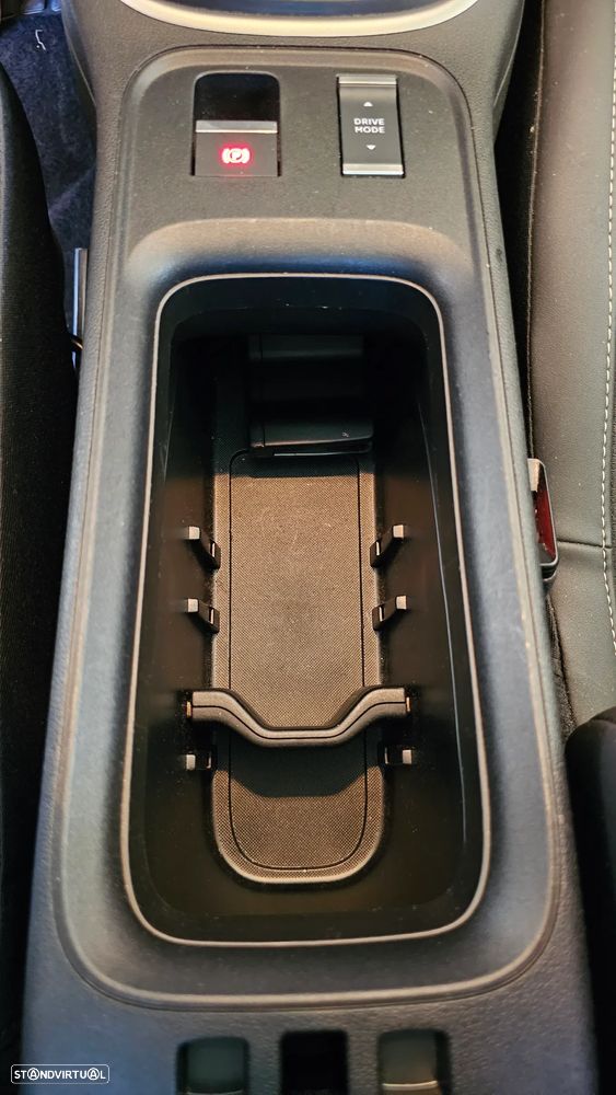 Jeep Avenger 1.2 GSE T3 Turbo-Benzin GDI Altitude - 51